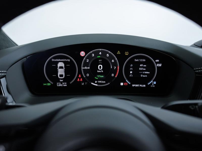 Porsche Panamera 4 E-Hybrid