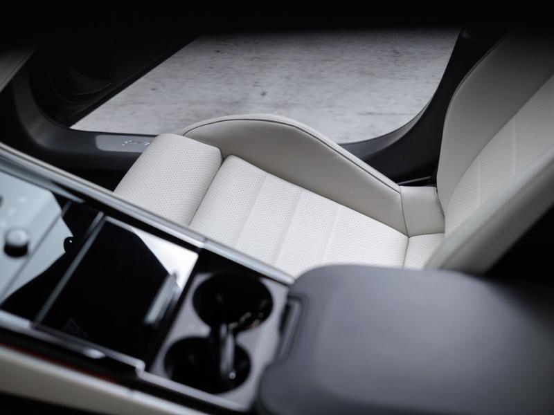 Porsche Panamera 4 E-Hybrid