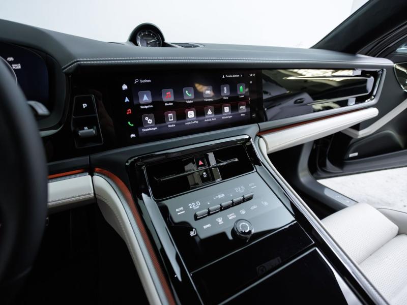 Porsche Panamera 4 E-Hybrid