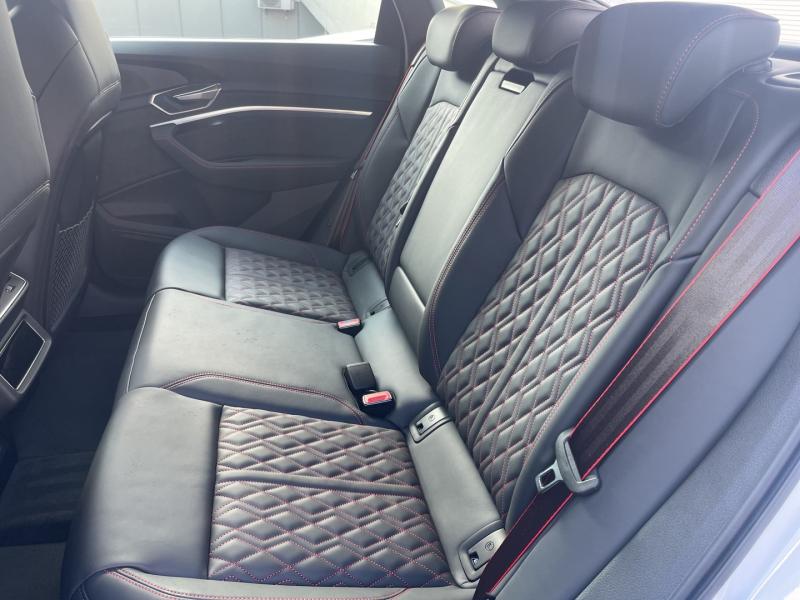 Audi SQ8 Sportback e-tron quattro