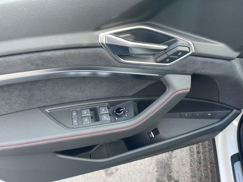 Audi SQ8 Sportback e-tron quattro