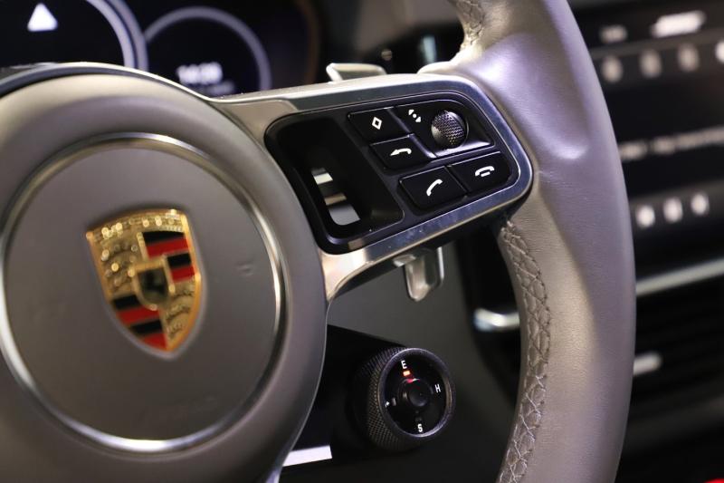 Porsche Cayenne E-Hybrid III