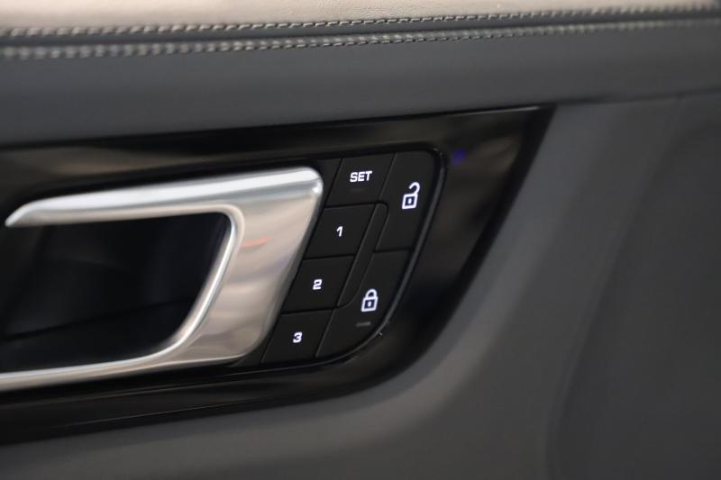 Porsche Cayenne E-Hybrid III