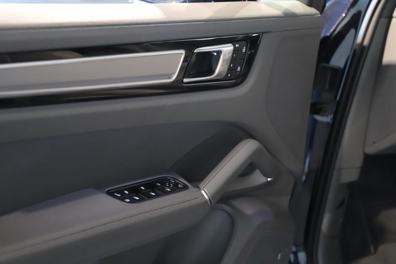 Porsche Cayenne E-Hybrid III