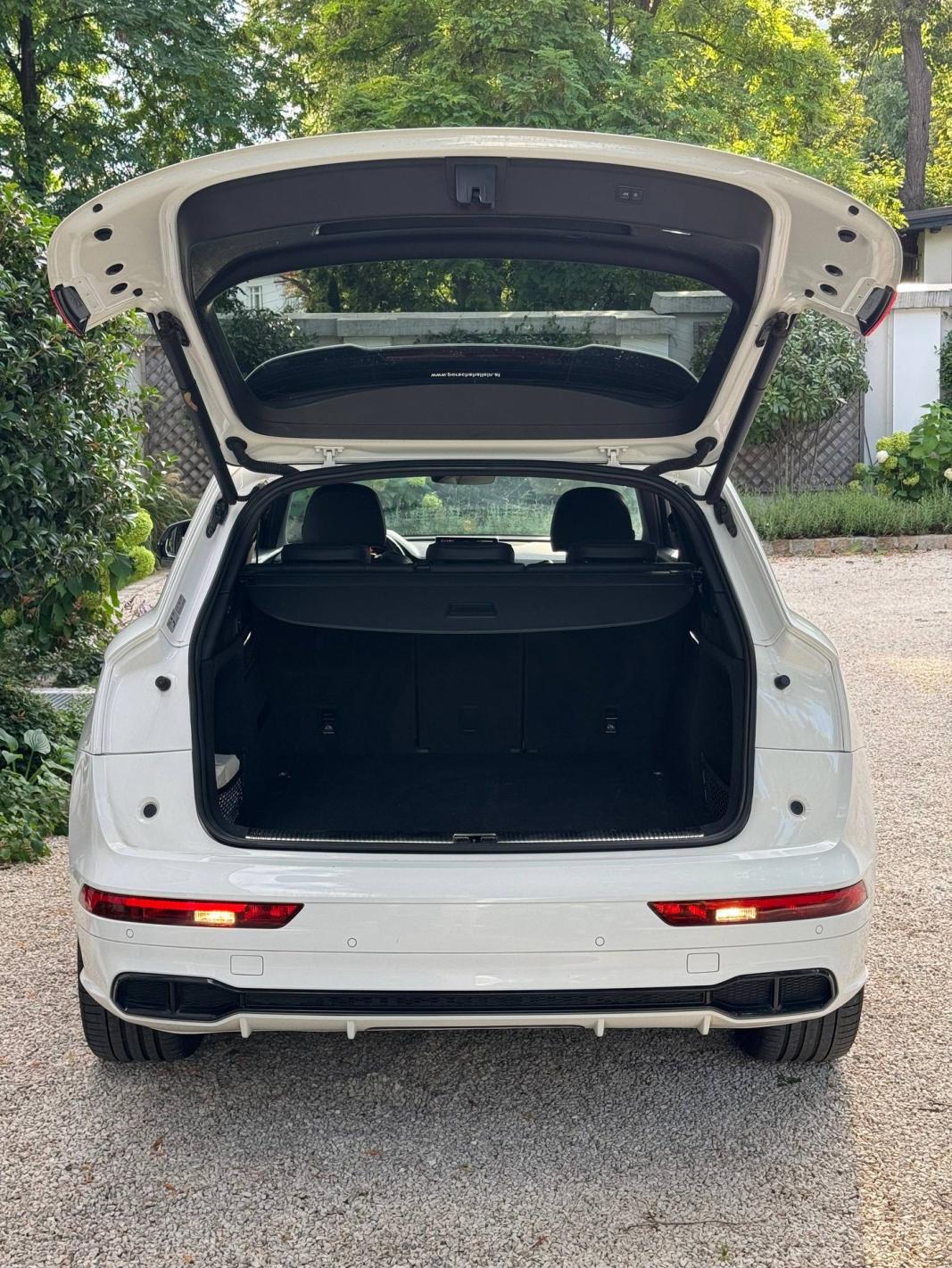 Audi SQ5 TDI quattro