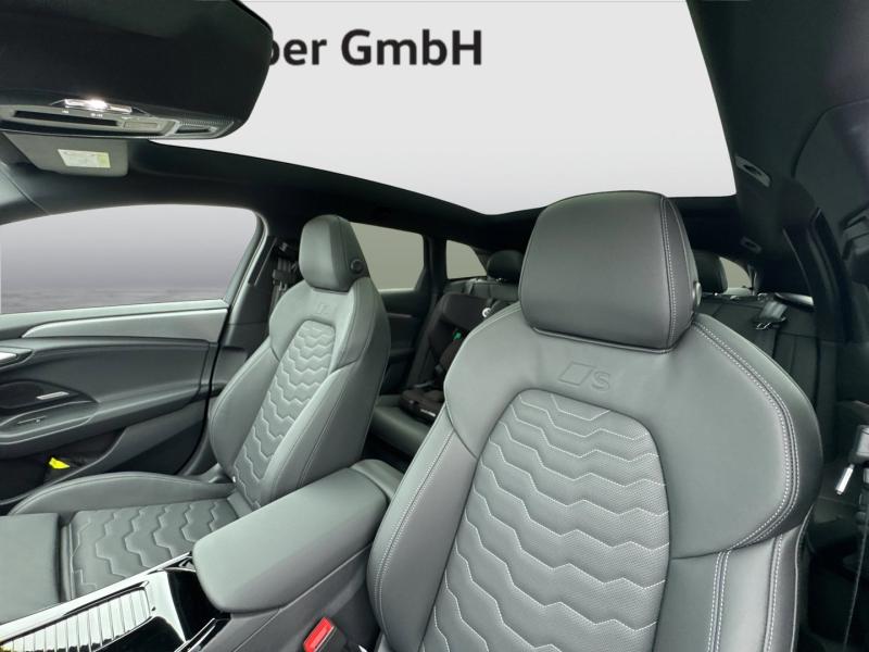 Audi A6 Avant e-tron quattro