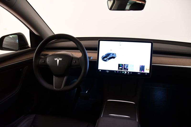 Tesla Model Y Long Range AWD 75kWh