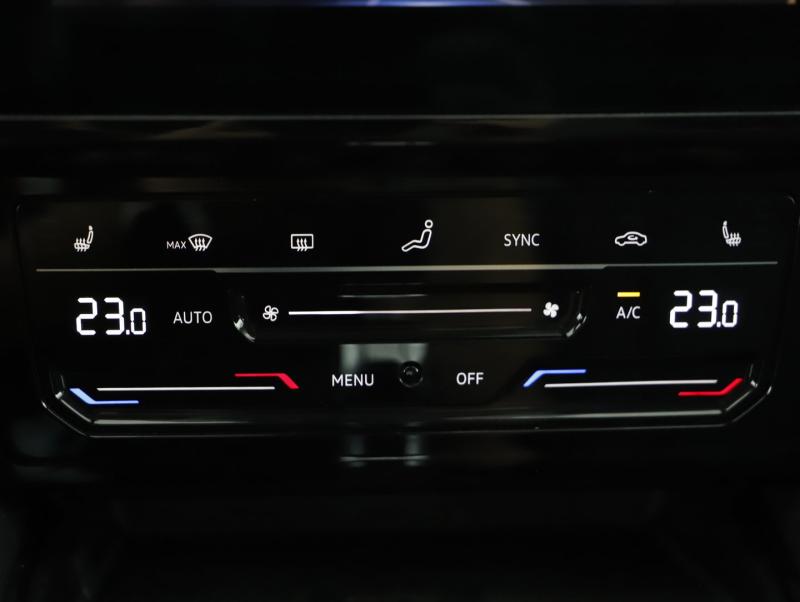 VW Passat GTE Variant