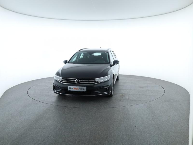 VW Passat GTE Variant