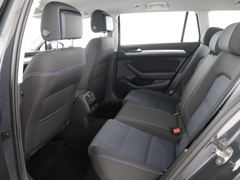 VW Passat GTE Variant