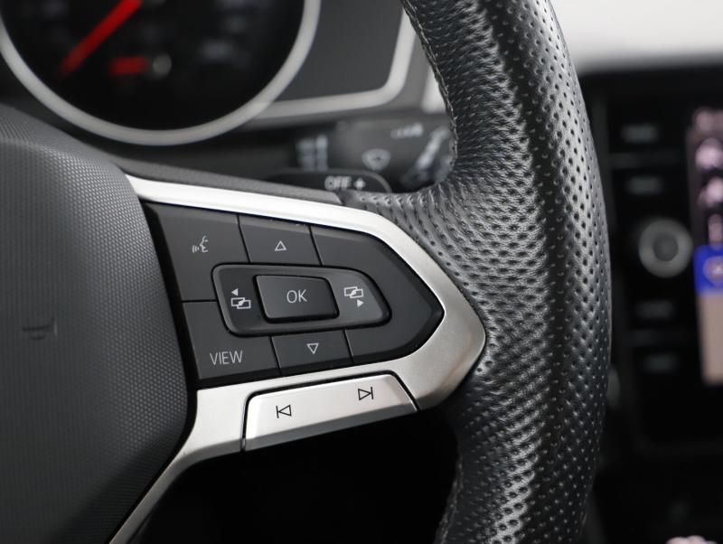 VW Passat GTE Variant