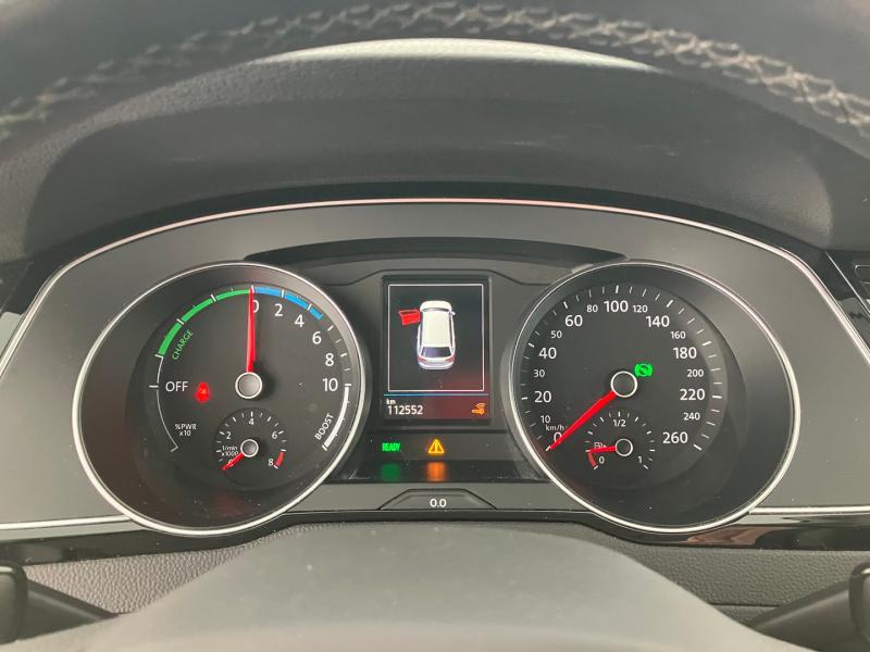 VW Passat GTE Variant