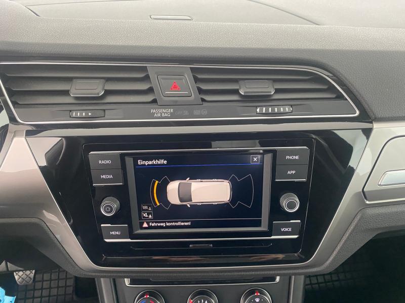 VW Touran TDI SCR 5-Sitzer
