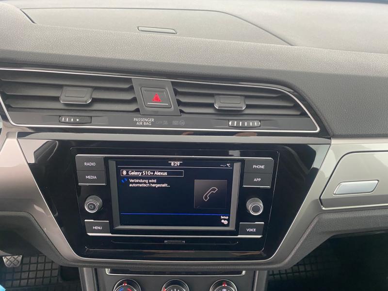 VW Touran TDI SCR 5-Sitzer