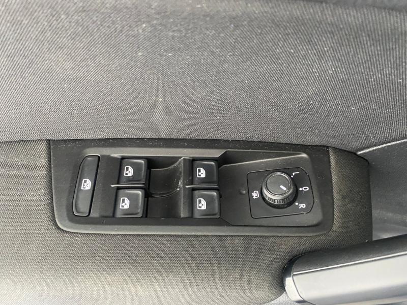 VW Touran TDI SCR 5-Sitzer