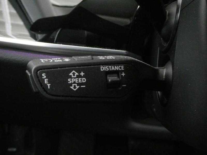 Audi A8  60 TFSI e quattro Lang