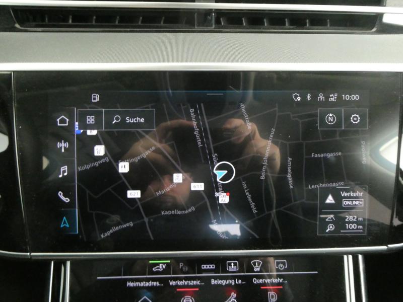 Audi A8  60 TFSI e quattro Lang