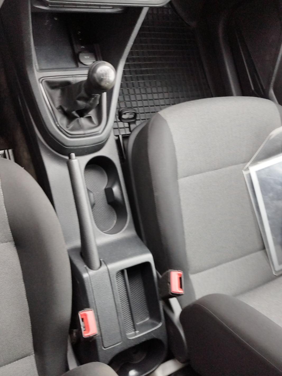 VW Caddy Kastenwagen TDI