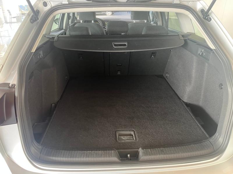 VW Golf Variant Life TDI