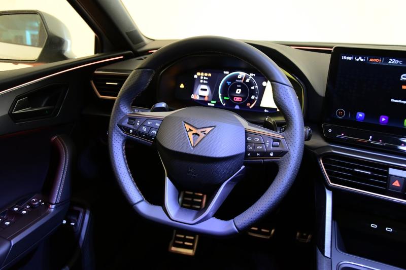 CUPRA Leon SP Kombi VZ eHYBRID DSG 180/245