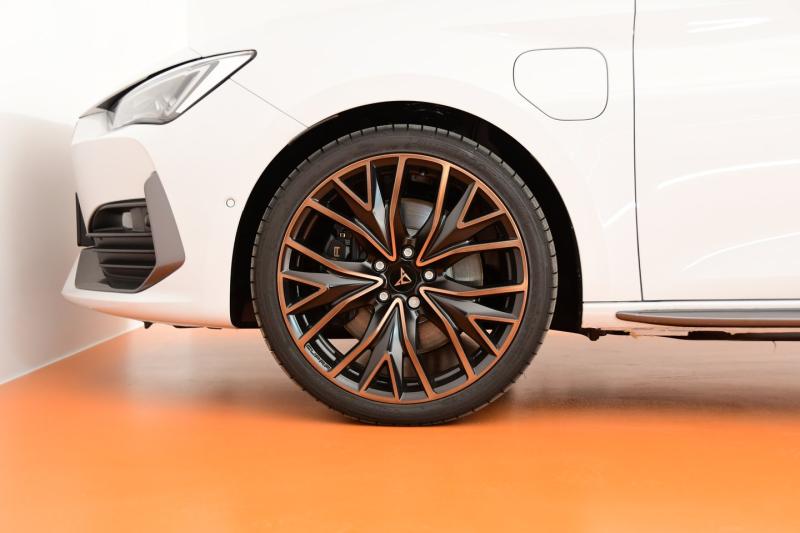 CUPRA Leon SP Kombi VZ eHYBRID DSG 180/245