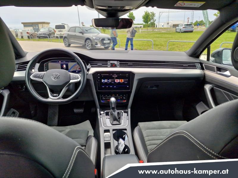 VW Passat Variant Elegance TDI DSG
