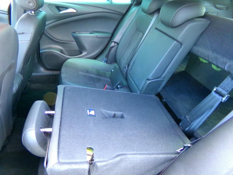 Opel Astra ST 1.2 Turbo Ultimate