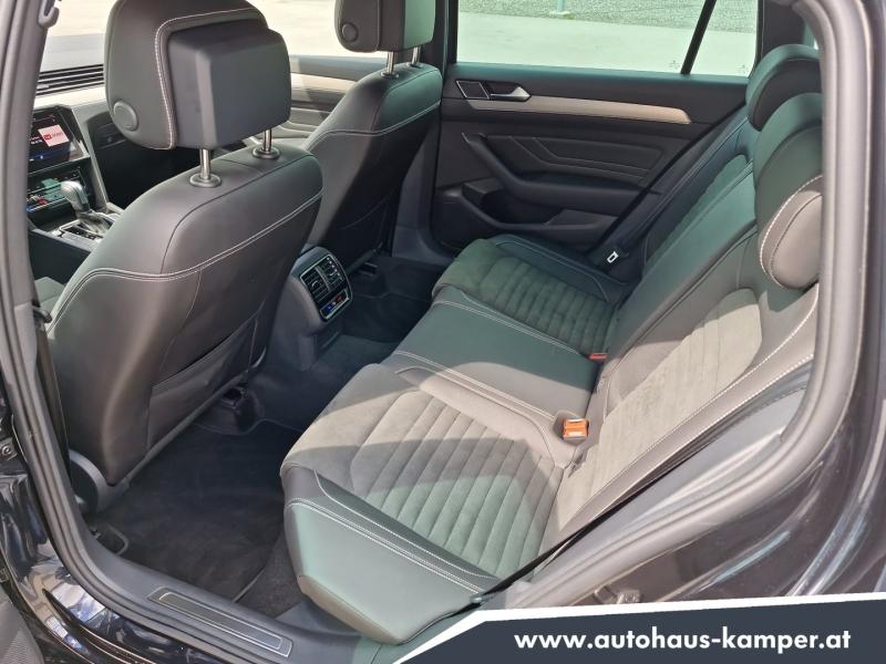 VW Passat Variant Elegance TDI DSG