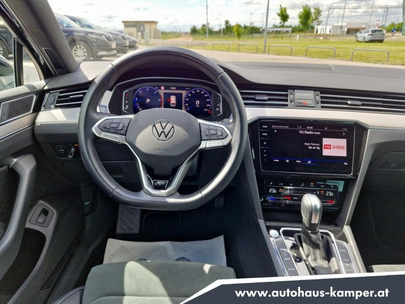 VW Passat Variant Elegance TDI DSG