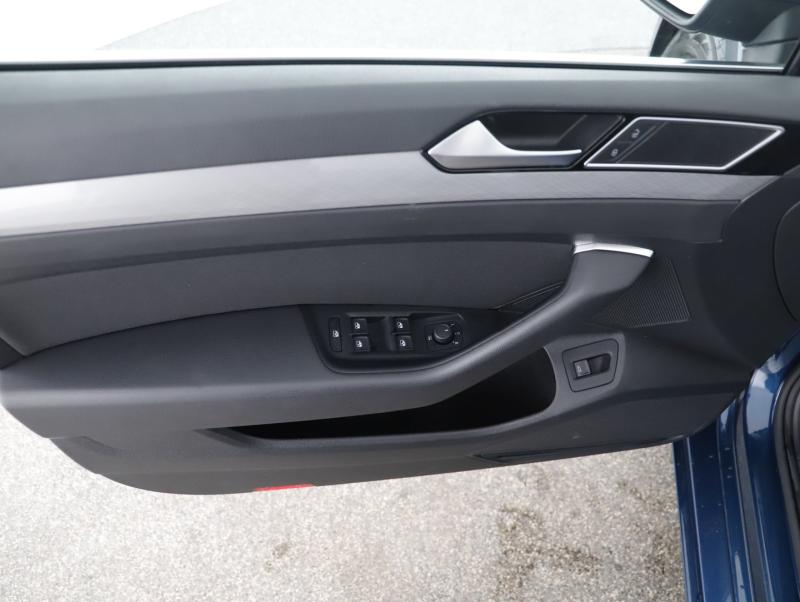 VW Passat Variant Business TDI DSG