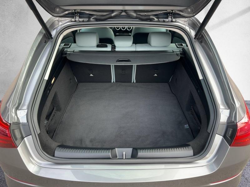 MERCEDES-BENZ CLA 180 Shooting Brake