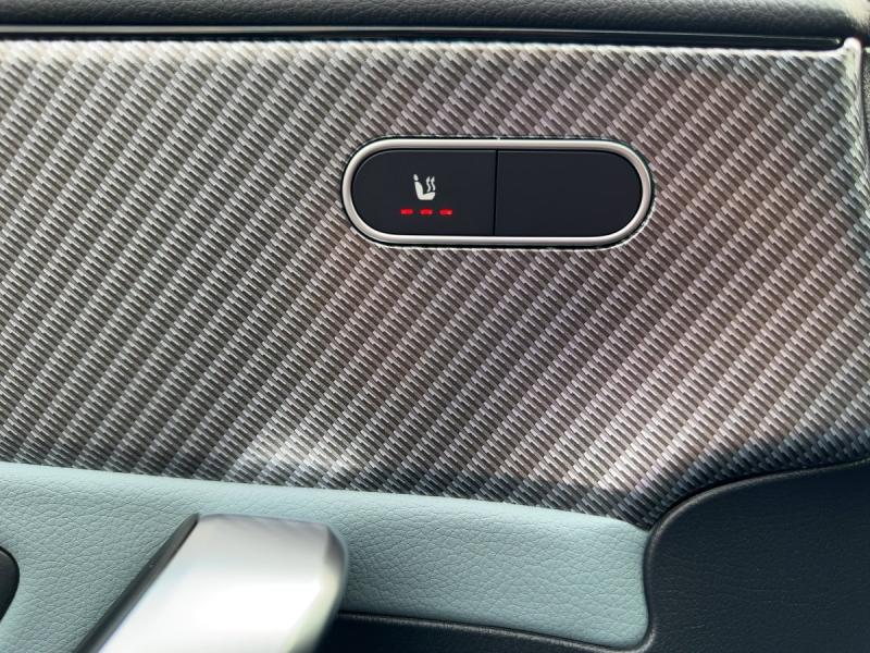 MERCEDES-BENZ CLA 180 Shooting Brake