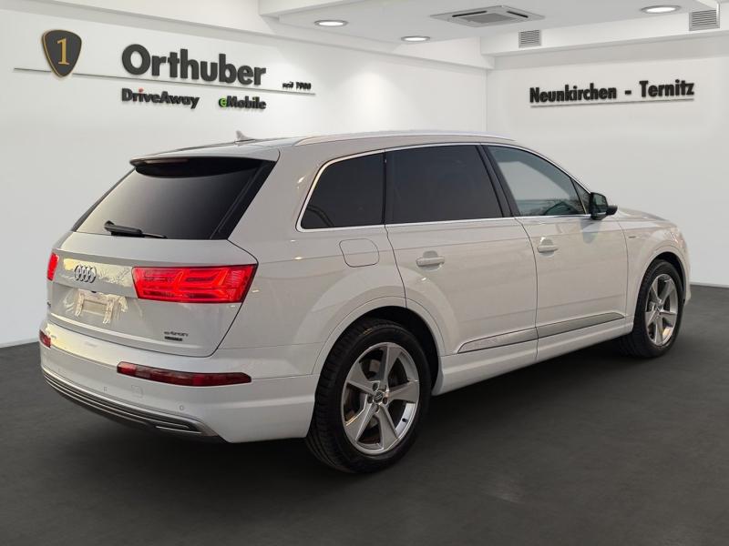 Audi Q7 3.0 TDI e-tron quattro