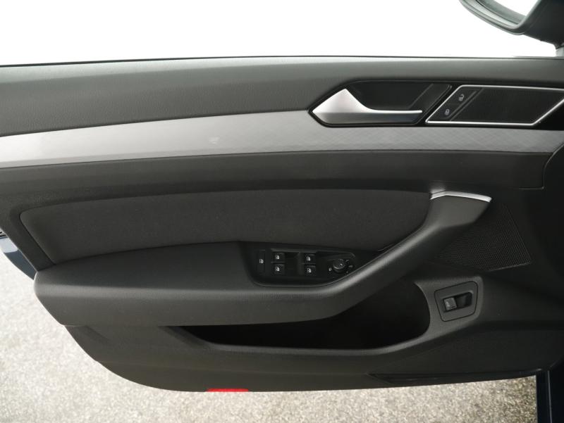 VW Passat Variant Business TDI DSG