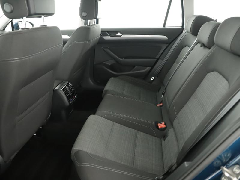 VW Passat Variant Business TDI DSG