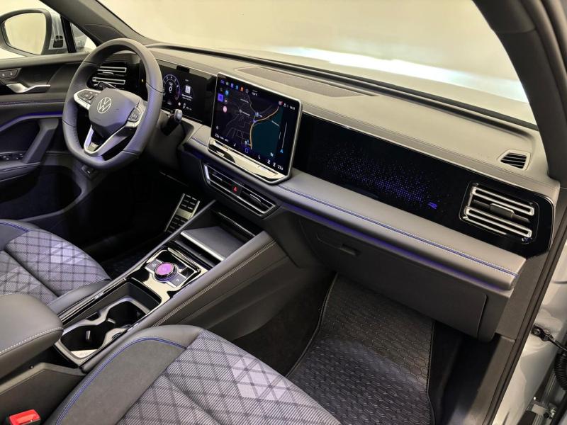 VW Tiguan R-Line TSI 4MOTION  DSG