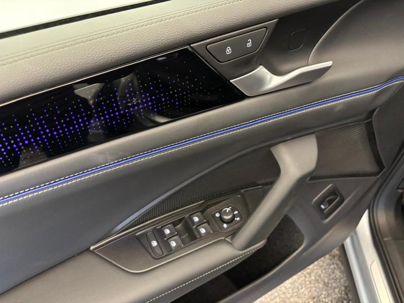 VW Tiguan R-Line TSI 4MOTION  DSG