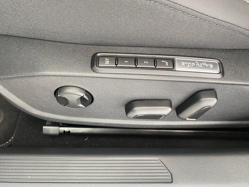 VW Golf Variant Business TDI