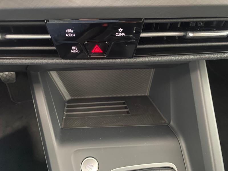 VW Golf Variant Business TDI