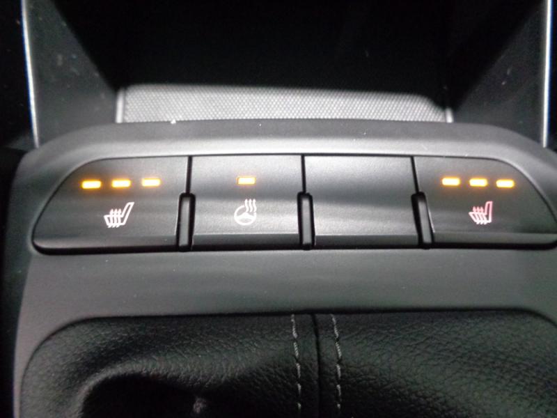 KIA Stonic/SIL/1.0 TGDI/MT6/100PS