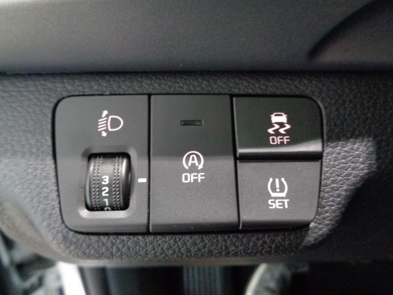 KIA Stonic/SIL/1.0 TGDI/MT6/100PS