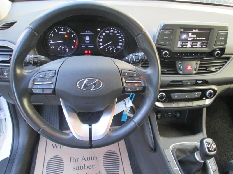 Hyundai i30 14 MPI Entry