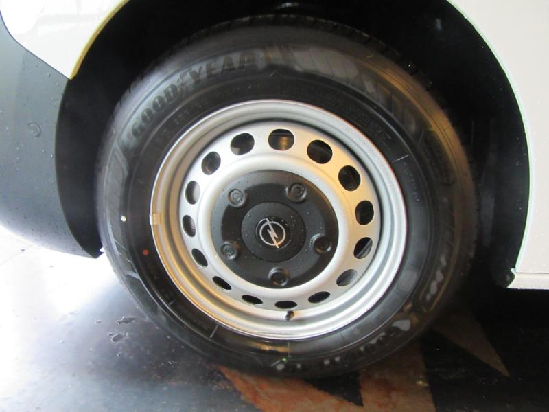 Opel Vivaro BlueHDi 120 XL