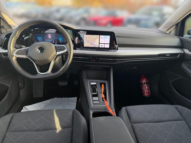 VW Golf VIII Lim. Life eTSI