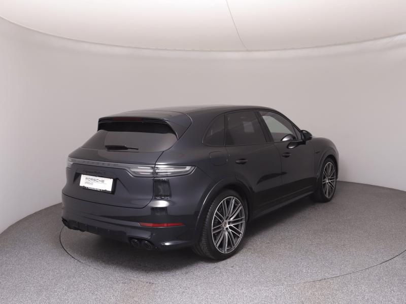Porsche Cayenne Turbo S E-Hybrid