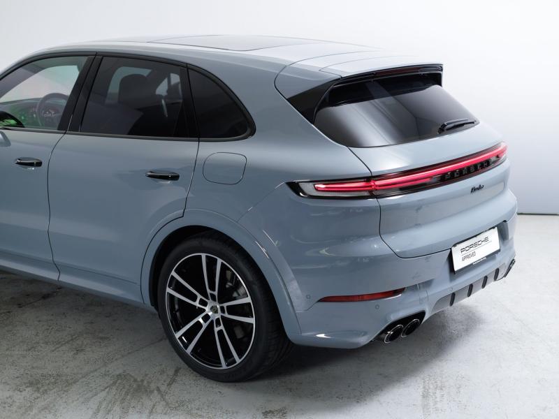 Porsche Cayenne Turbo E-Hybrid