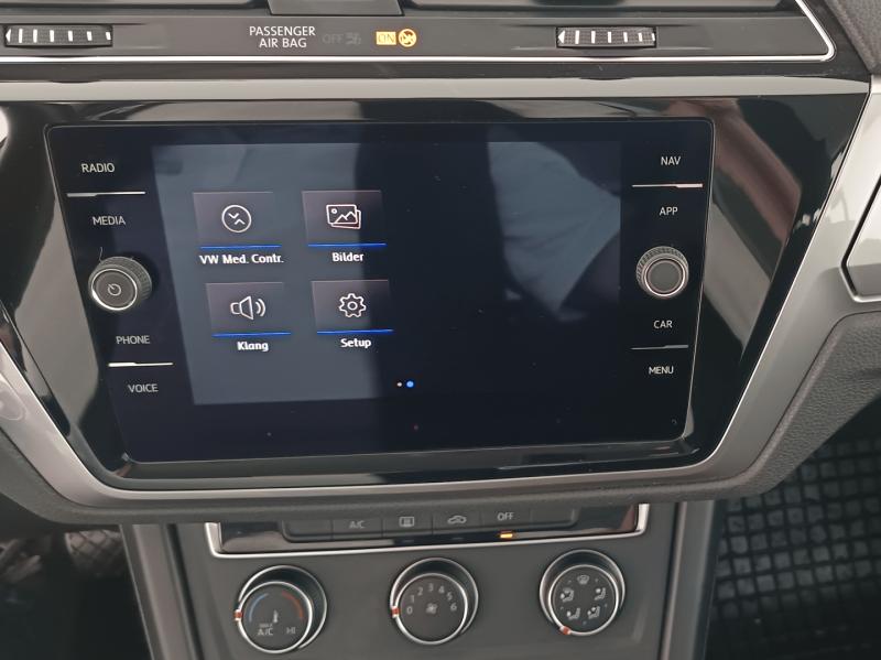 VW Touran TDI SCR 5-Sitzer