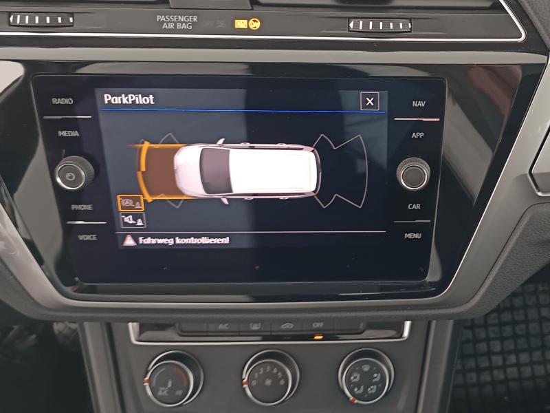 VW Touran TDI SCR 5-Sitzer
