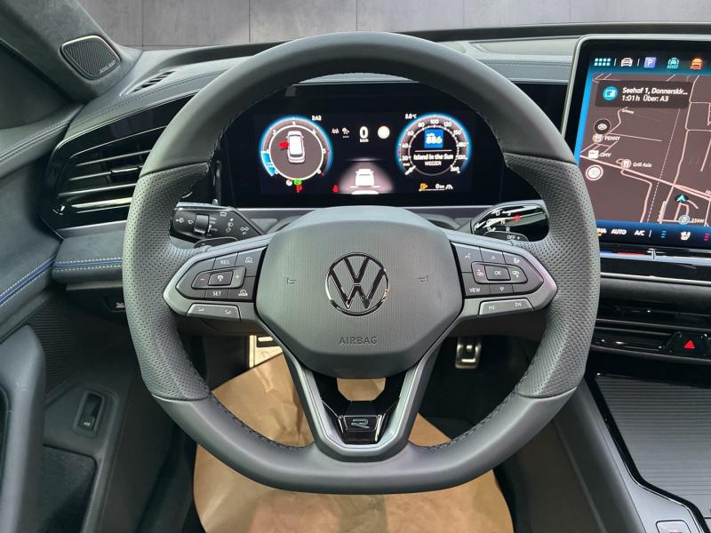 VW Passat Variant Sport TDI DSG