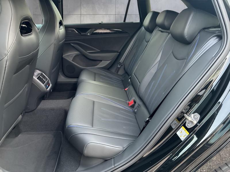 VW Passat Variant Sport TDI DSG